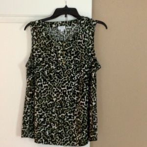 Jones Studio leopard  top. Size large green /black with gold buttons